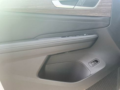 New 2026 Volkswagen Atlas SEL image 23