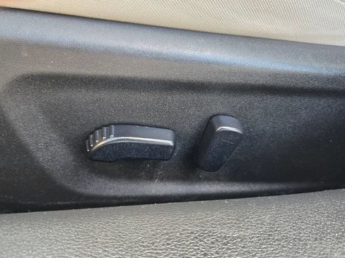Used 2024 Nissan Altima 2.5 SV FWD image 23