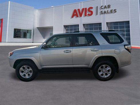 Used 2024 Toyota 4Runner SR5 Premium image 10