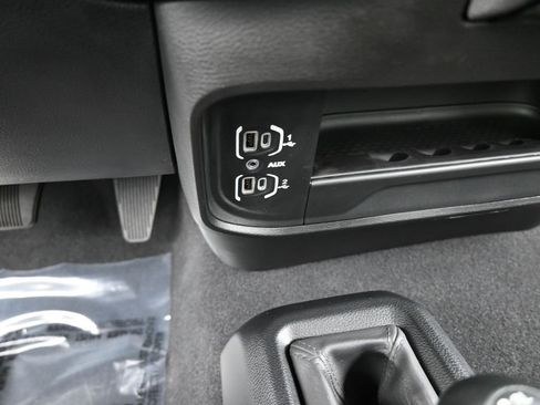 Used 2024 RAM 3500 Tradesman image 26