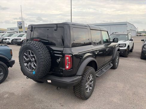 New 2025 Ford Bronco Badlands image 6