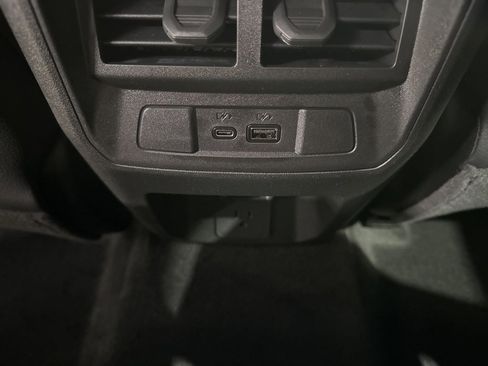 New 2026 GMC Canyon Denali image 37