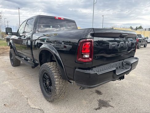 New 2025 RAM 2500 Big Horn AWD/4WD image 3