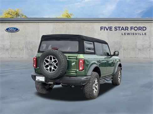 Used 2023 Ford Bronco Badlands image 4