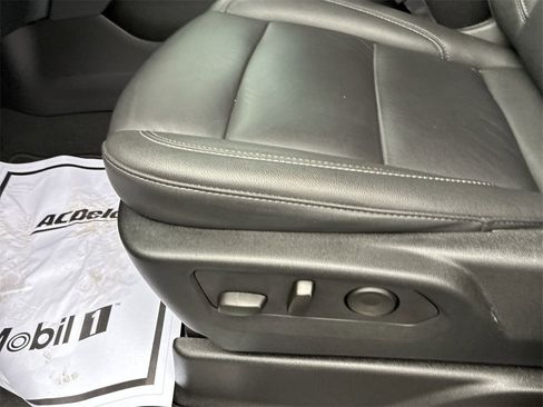 Used 2024 Chevrolet Tahoe Z71 w/ Off-Road Capability Package image 12