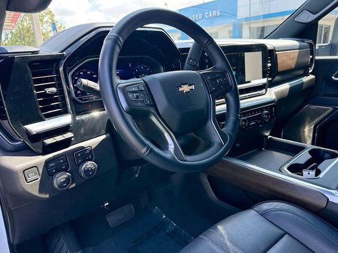 Used 2024 Chevrolet Silverado 2500 High Country w/ High Country Premium Package AWD/4WD image 9