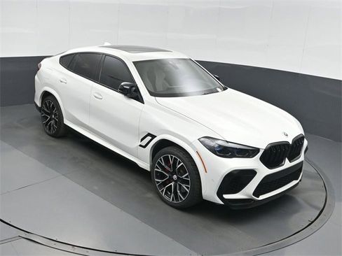 Used 2022 BMW X6 M Base w/ Competition Package image 29