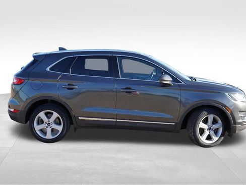Used 2017 Lincoln MKC Premiere AWD/4WD image 3