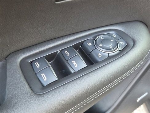 Used 2020 Cadillac XT6 Premium Luxury image 18