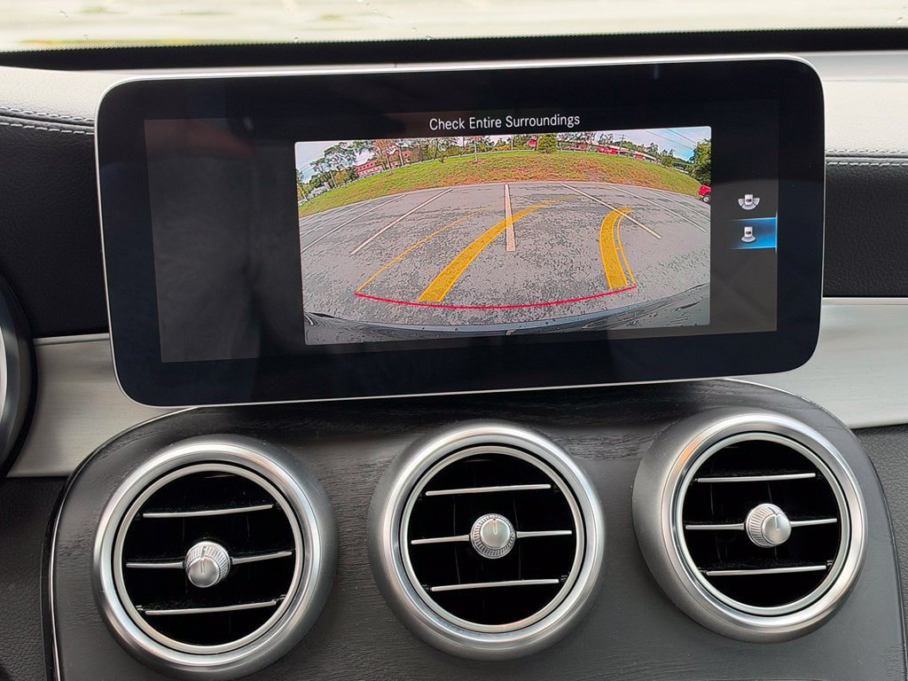 Used 2020 Mercedes-Benz GLC 300 4MATIC image 14