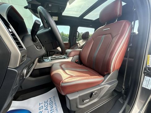 Used 2022 Ford F250 Platinum image 13