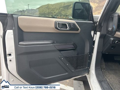 Used 2024 Ford Bronco Wildtrak image 16