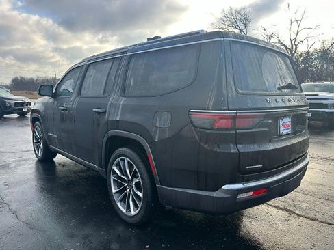 Used 2022 Jeep Wagoneer Series III w/ Premium Group I image 7