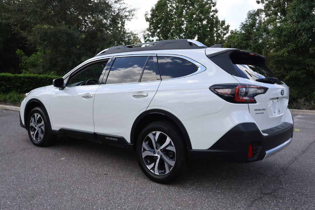 Certified 2022 Subaru Outback Touring w/ Popular Package #2 AWD/4WD image 6