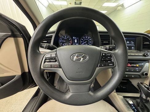 Used 2018 Hyundai Elantra SEL w/ Cargo Package image 28