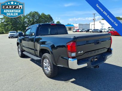 Used 2018 Toyota Tacoma SR5 w/ SR5 Appearance Package (SM)