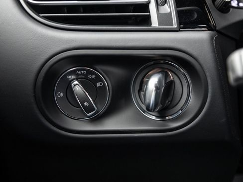 New 2026 Porsche Macan S image 17