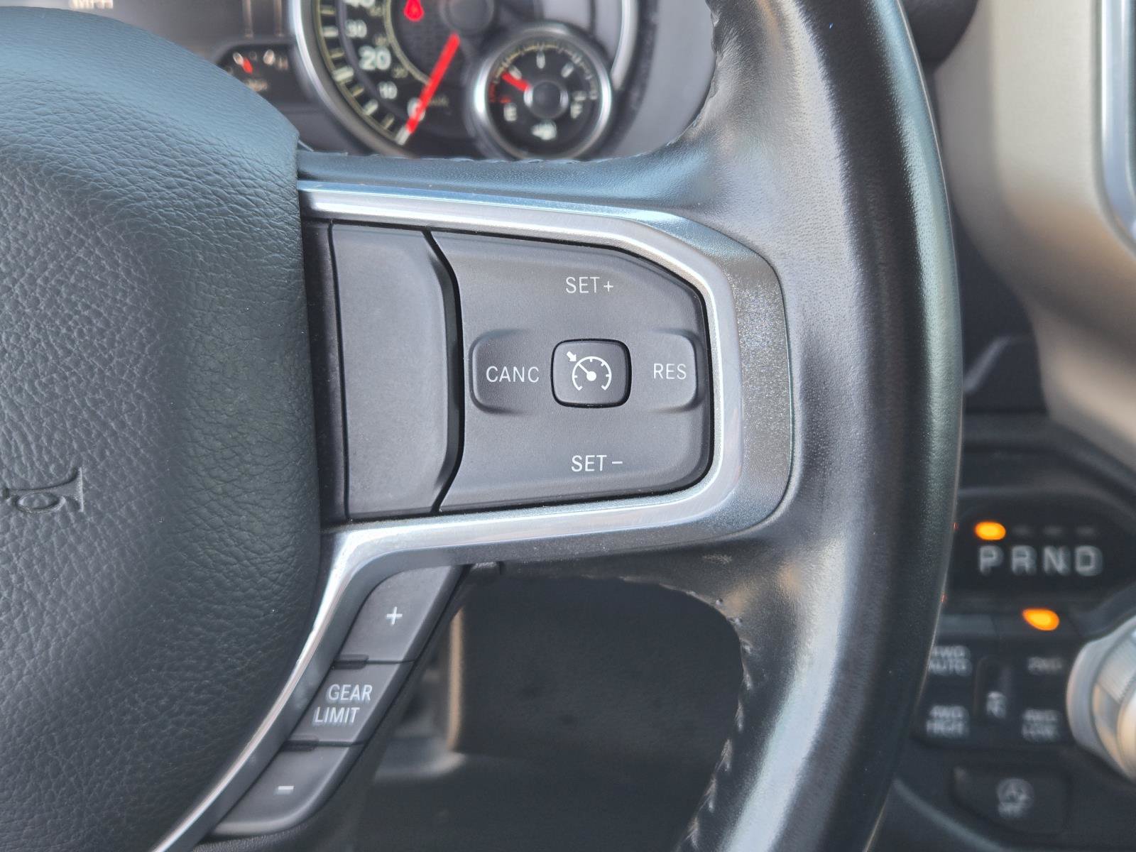 Used 2022 RAM 1500 Laramie AWD/4WD image 18