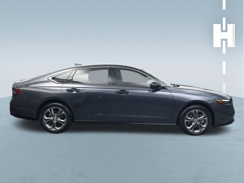Used 2024 Honda Accord EX-L image 3