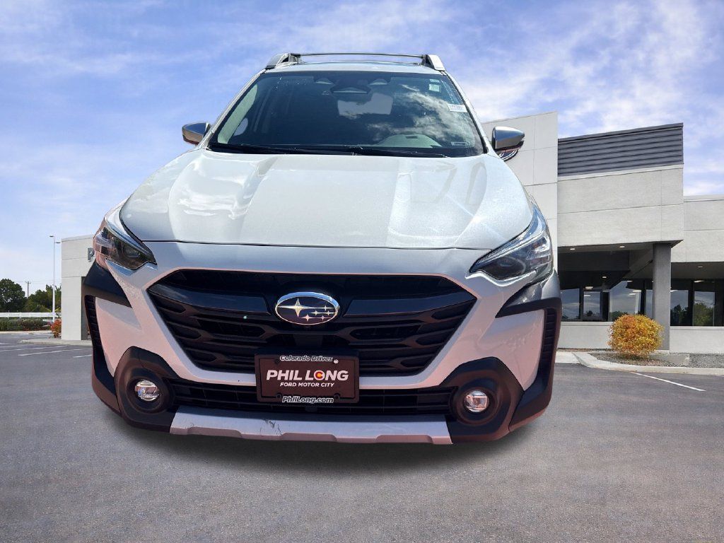 Used 2025 Subaru Outback Touring XT AWD/4WD image 2
