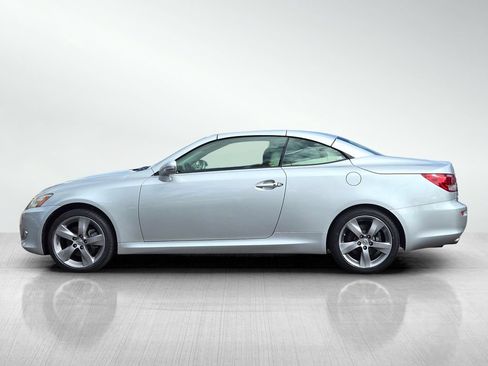 Used 2010 Lexus IS 250C RWD image 9