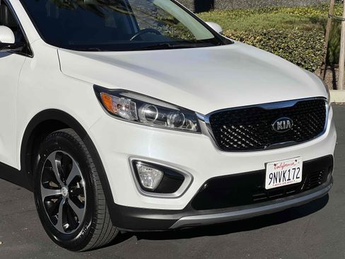 Used 2017 Kia Sorento EX w/ EX Advanced Touring Package image 48