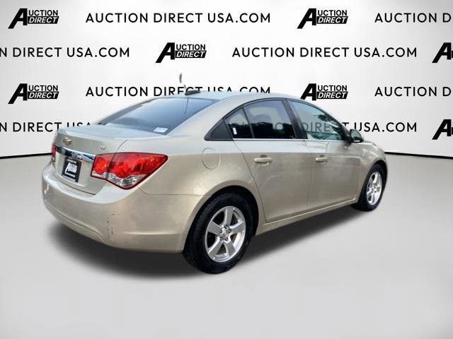 Used 2015 Chevrolet Cruze LT w/ Technology Package FWD image 21