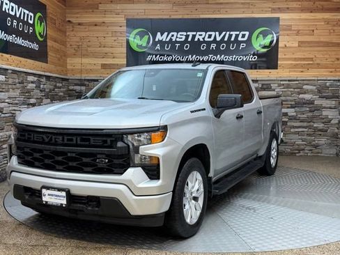 Used 2022 Chevrolet Silverado 1500 Custom w/ LPO, Dark Essentials Package AWD/4WD image 6