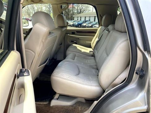 Used 2003 Cadillac Escalade AWD image 9