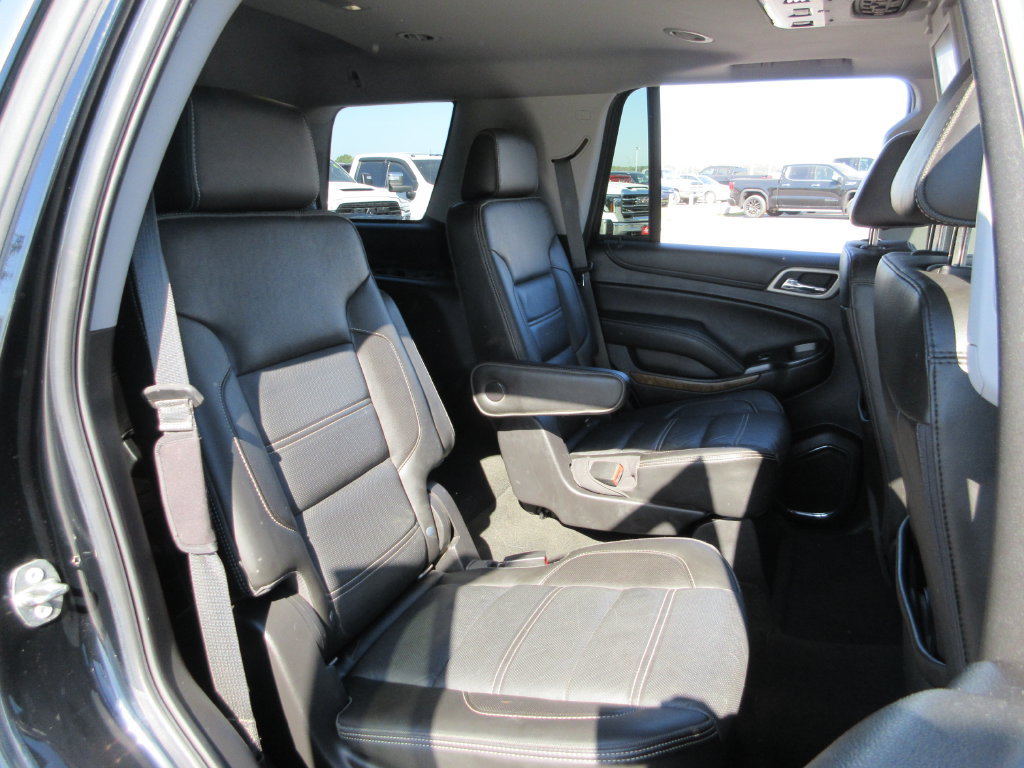 Certified 2018 GMC Yukon Denali w/ Open Road Package AWD/4WD image 27