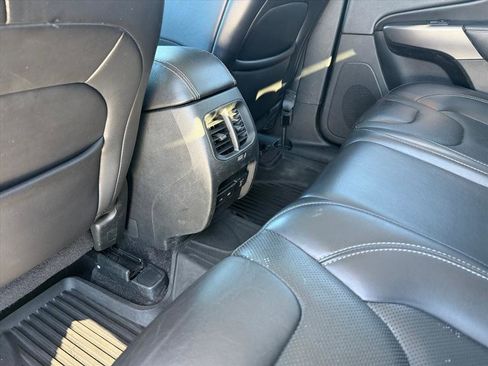 Used 2019 Jeep Cherokee Limited w/ Trailer Tow Group image 25