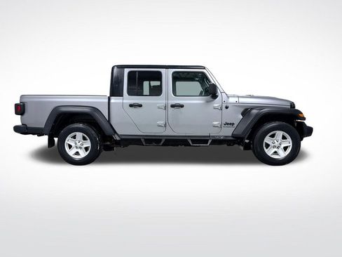 Used 2020 Jeep Gladiator Sport w/ Quick Order Package 23S image 10