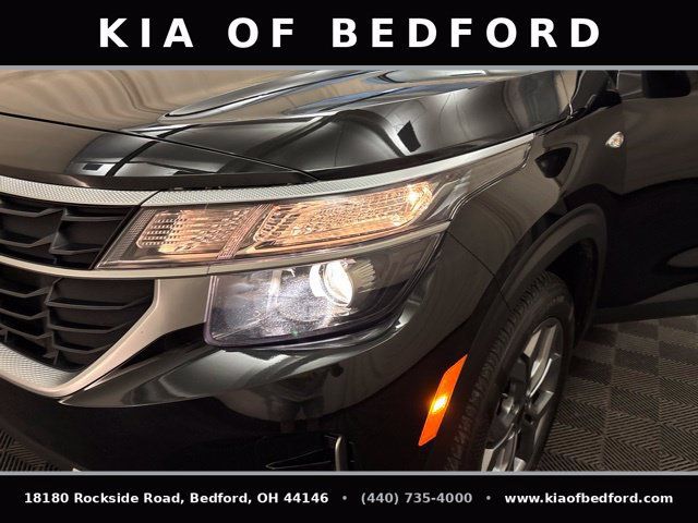Certified 2024 Kia Seltos LX AWD/4WD image 11