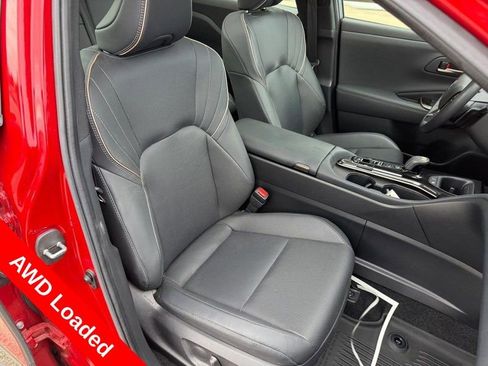 Used 2024 Toyota Crown Platinum AWD/4WD image 11