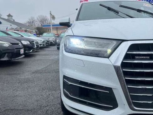 Used 2017 Audi Q7 3.0T Premium Plus w/ Premium Plus Package image 2