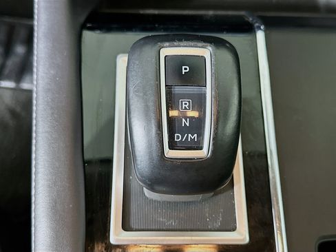 Used 2024 Mitsubishi Outlander SE image 25