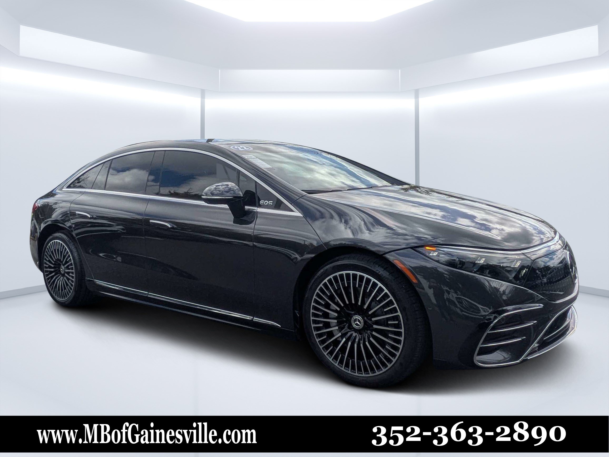 Used 2022 Mercedes-Benz EQS 450+ Sedan image 1