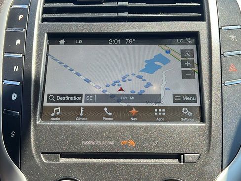 Used 2017 Lincoln MKC Reserve image 28