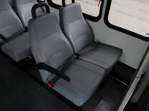 Used 2015 Ford E-450 and Econoline 450 Super Duty w/ Shuttle Bus Prep Package image 24