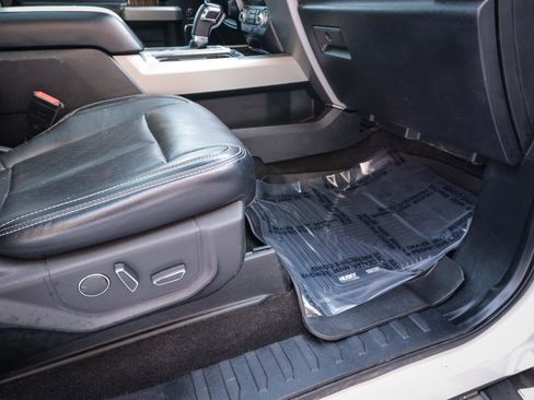 Used 2018 Ford F150 Lariat w/ Equipment Group 502A Luxury image 26