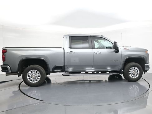 Used 2024 Chevrolet Silverado 3500 LT w/ All Star Edition AWD/4WD image 4
