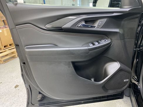 Certified 2022 Chevrolet TrailBlazer RS w/ Technology Package AWD/4WD image 31