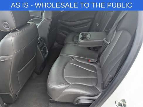 Used 2017 Buick Envision Essence FWD image 19