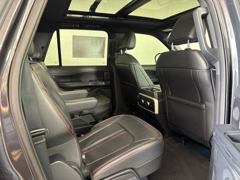 Used 2024 Ford Expedition Max Limited AWD/4WD image 5