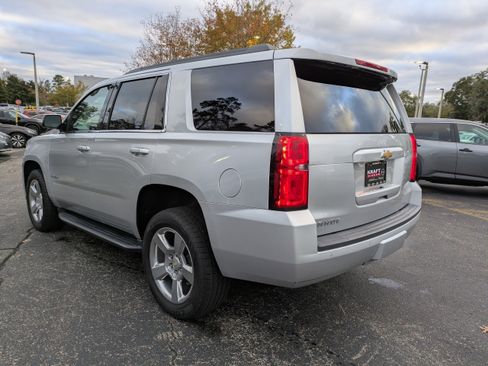 Used 2019 Chevrolet Tahoe LT image 6