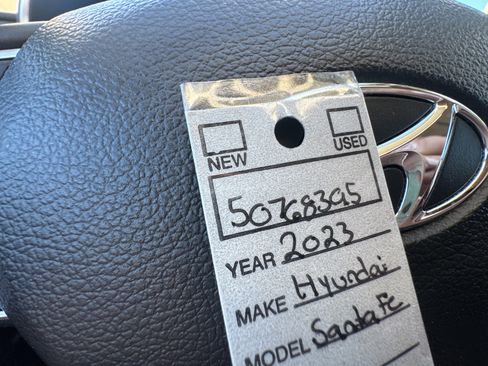 Used 2023 Hyundai Santa Fe Limited image 22