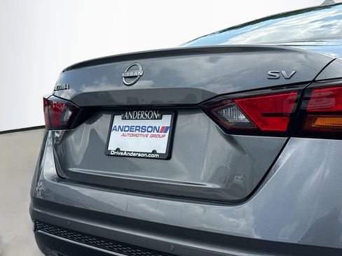 Used 2023 Nissan Altima 2.5 SV FWD image 6
