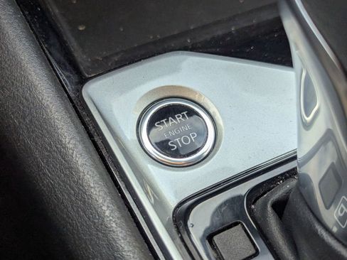 Used 2024 Nissan Altima 2.5 SV FWD image 30
