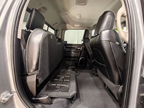 Used 2024 RAM 2500 Laramie image 28