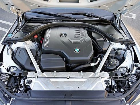 Used 2023 BMW 430i Coupe w/ M Sport Package image 39